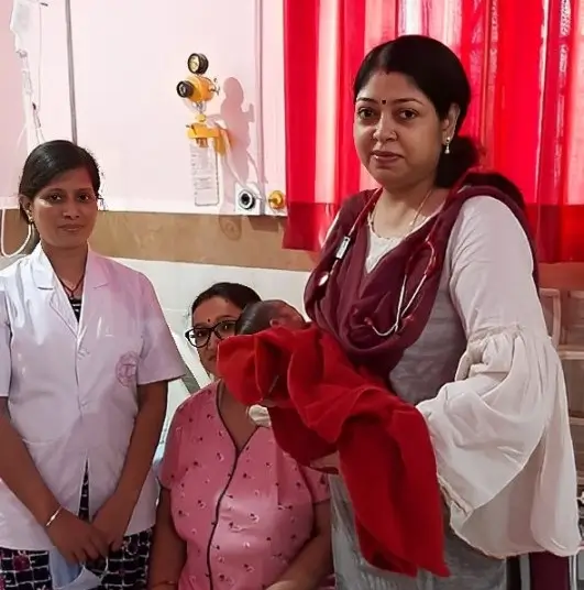 Dr. Mamta Singh with Patient